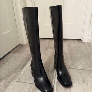 Vince Camuto VP-Satera Black Heeled Boots